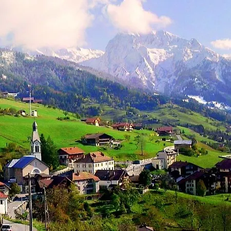 Edelweiss Apartment *